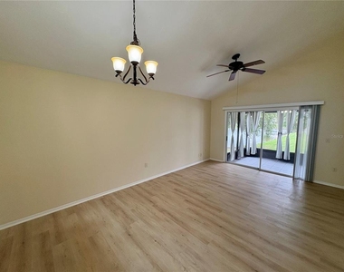 4007 39th Street W - Photo Thumbnail 8