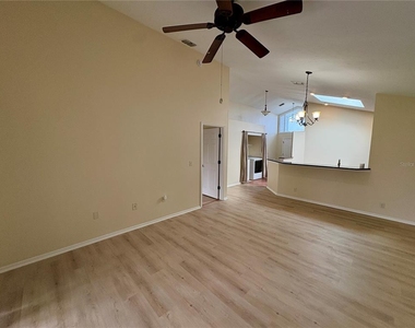 4007 39th Street W - Photo Thumbnail 7