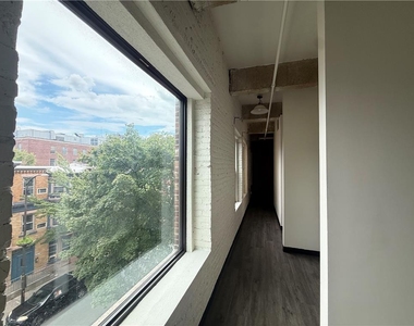 128 N 8th - Photo Thumbnail 9