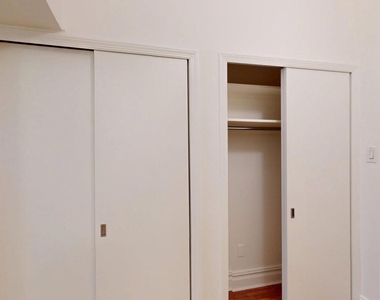 1 Astor Place - Photo Thumbnail 3