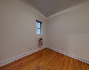 333 East 84th Street - Photo Thumbnail 4