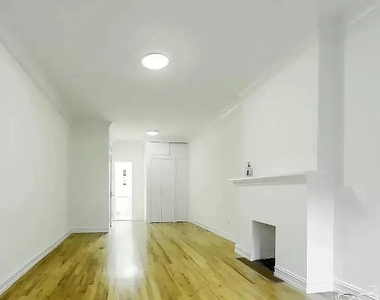 426 East 81st Street - Photo Thumbnail 1
