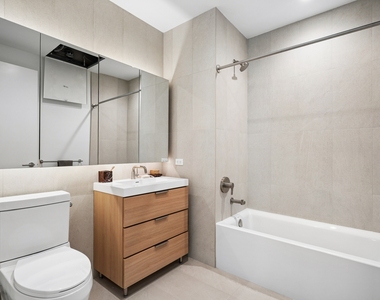 180 Pearl Street - Photo Thumbnail 2