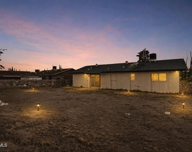 11524 Meadowbrook Drive - Photo Thumbnail 34