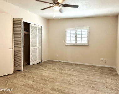 10101 Renfrew Drive - Photo Thumbnail 30