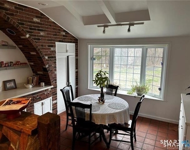 18 Platts Hill Road - Photo Thumbnail 2