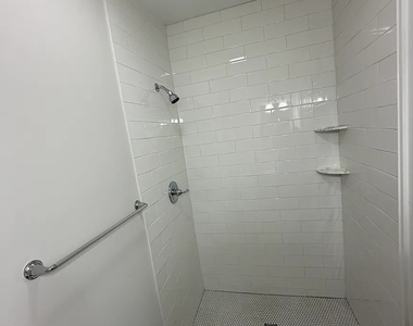 1 Webb Street - Photo Thumbnail 8
