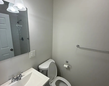 1 Webb Street - Photo Thumbnail 7