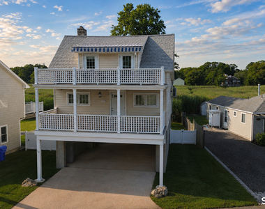12 Grove Way - Photo Thumbnail 8
