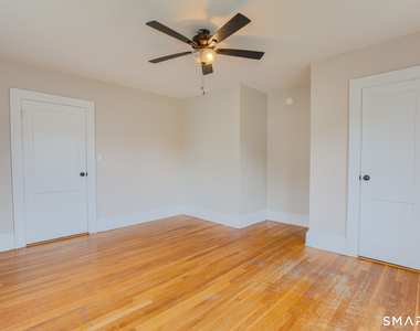 219 Jordan Lane - Photo Thumbnail 11