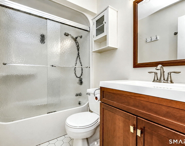 106 Ferry Court - Photo Thumbnail 16