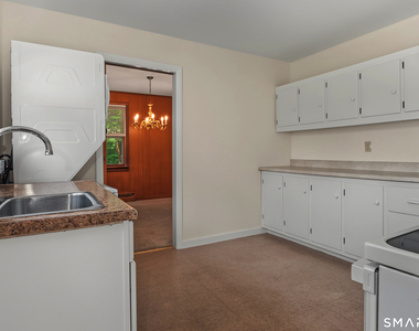 37 Beach Avenue - Photo Thumbnail 7