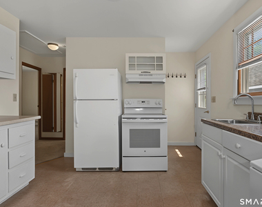 37 Beach Avenue - Photo Thumbnail 5
