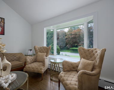 1374 Huntington Turnpike - Photo Thumbnail 8