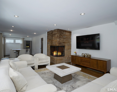 1374 Huntington Turnpike - Photo Thumbnail 19
