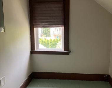 356 Yale Avenue - Photo Thumbnail 20