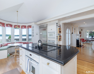 18 Rockland Park - Photo Thumbnail 11