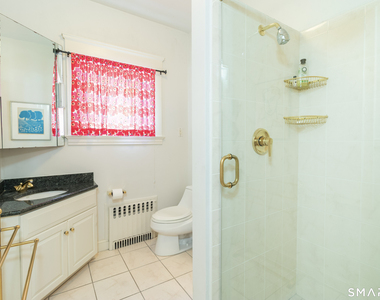 18 Rockland Park - Photo Thumbnail 14