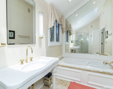 18 Rockland Park - Photo Thumbnail 22