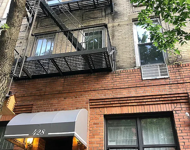 428 East 81st Street - Photo Thumbnail 4