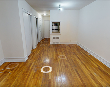 338 East 70th Street - Photo Thumbnail 1