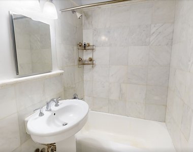 338 East 70th Street - Photo Thumbnail 6