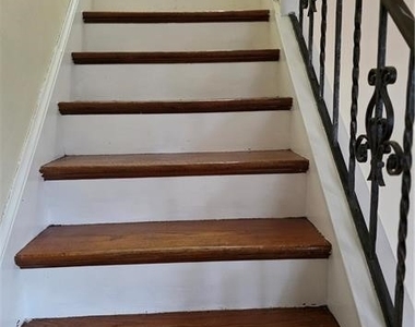 155 Pennoak Dr - Photo Thumbnail 3