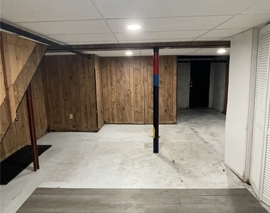 7442 Irvine St - Photo Thumbnail 17