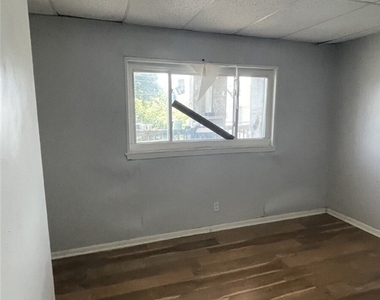 447 Hays Ave - Photo Thumbnail 8