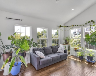 507 Audrey Ct - Photo Thumbnail 15