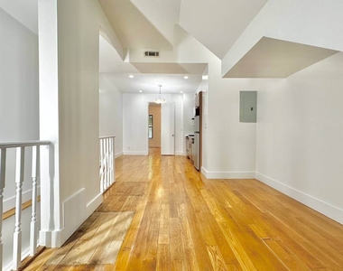 259 Jefferson Street - Photo Thumbnail 1