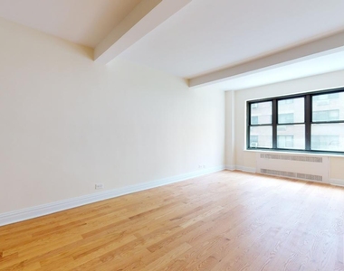 141 East 56th Street - Photo Thumbnail 6