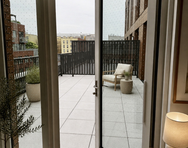 Nostrand Avenue and Sullivan Place - Photo Thumbnail 5