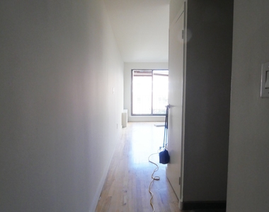 516 East 86th Street - Photo Thumbnail 7
