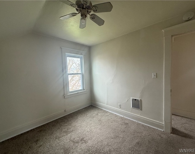 216 Newburgh Avenue - Photo Thumbnail 7