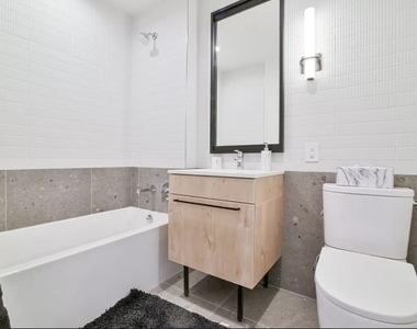 160 Clarkson Avenue - Photo Thumbnail 6