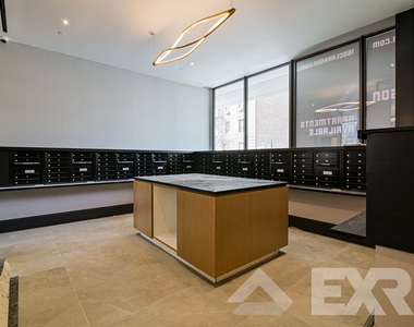 160 Clarkson Avenue - Photo Thumbnail 10