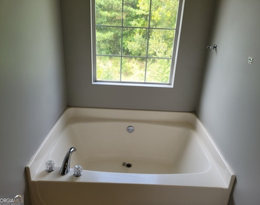 3715 Micah Court - Photo Thumbnail 8