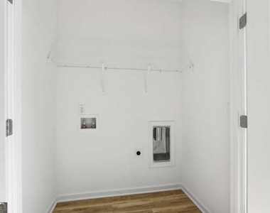 1513 Salinger Court - Photo Thumbnail 13