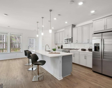 4090 Pierson Trace - Photo Thumbnail 3