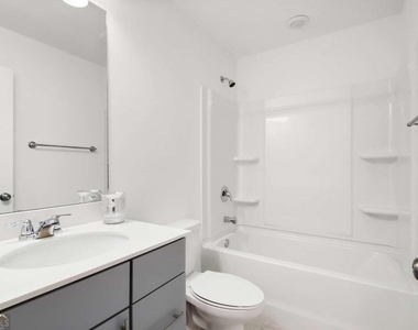 4090 Pierson Trace - Photo Thumbnail 19