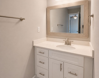 3148 Roberts Road - Photo Thumbnail 16