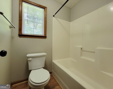 522 Carl Cedar Hill Road - Photo Thumbnail 9