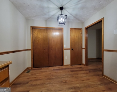522 Carl Cedar Hill Road - Photo Thumbnail 5