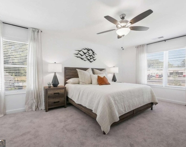 4231 Denton Drive - Photo Thumbnail 12