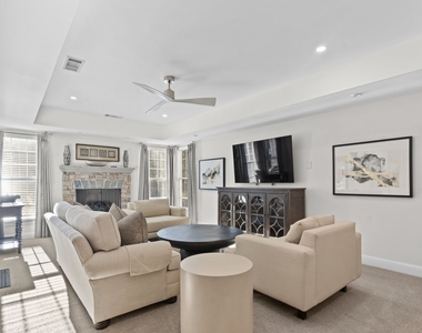 102 N Cove Drive - Photo Thumbnail 29