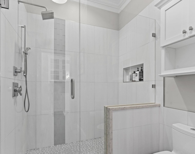 102 N Cove Drive - Photo Thumbnail 18
