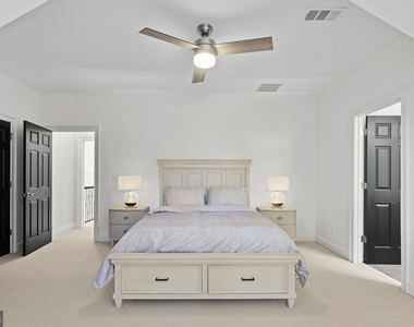 102 N Cove Drive - Photo Thumbnail 25