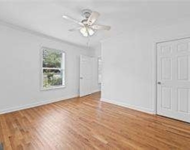 2429 Claude Street Nw - Photo Thumbnail 14
