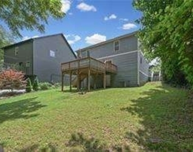 2429 Claude Street Nw - Photo Thumbnail 33